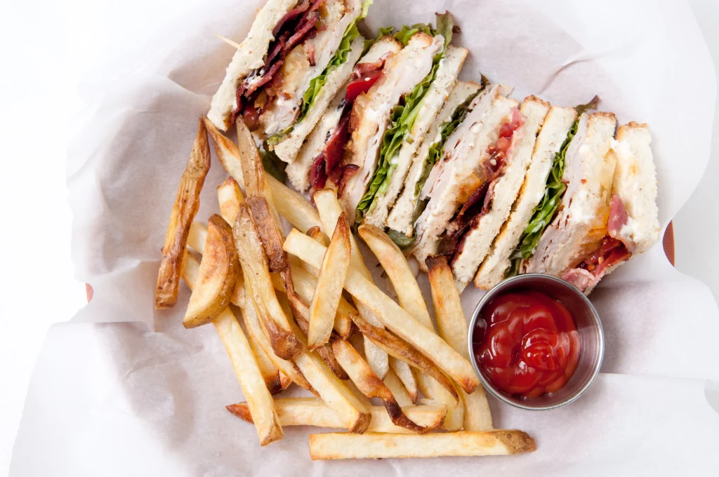 clubhouse-sandwich-with-fries-2023-11-27-05-35-21-utc